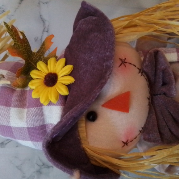 26in tall scarecrow fall decoration - Picture 4 of 15